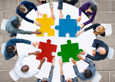 How Weekly Financial Huddles Drive Focus and Accountability